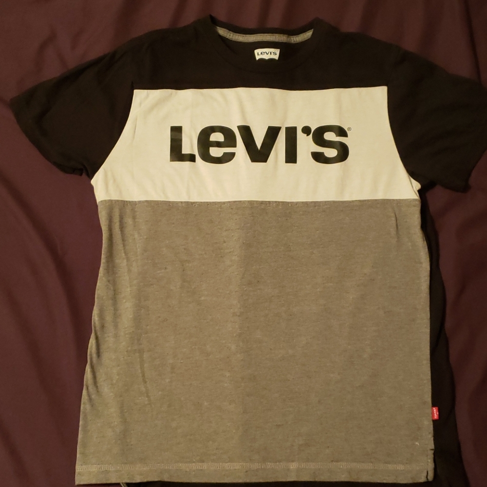 Levi's shirt